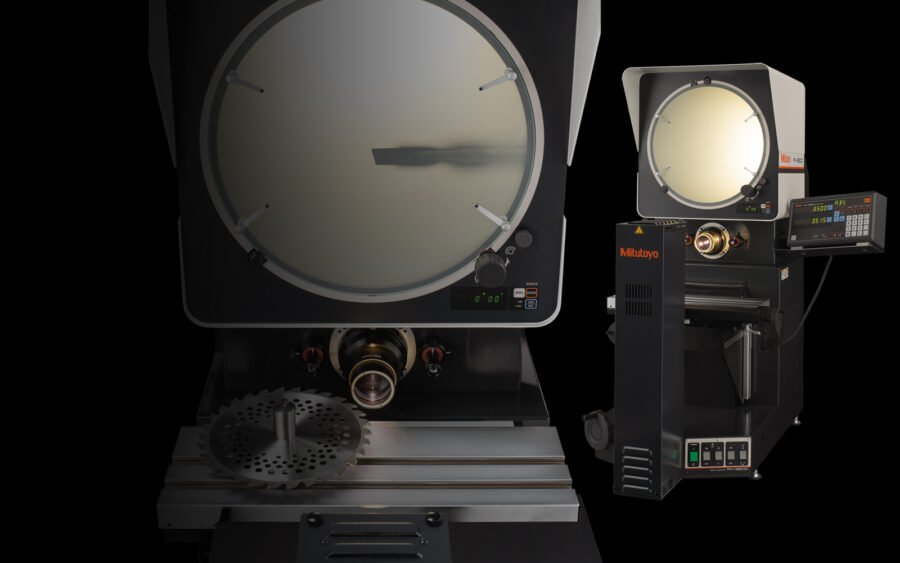 1600X1000-Projectors-900x563